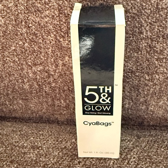 NWB Sealed 5th & Glow Cyabags under eye serum - Picture 1 of 12